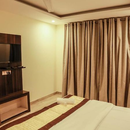 Basoya Farm 2Bhk Villla With Pool - 10 Min Away From Chattarpur 法里达巴德 外观 照片