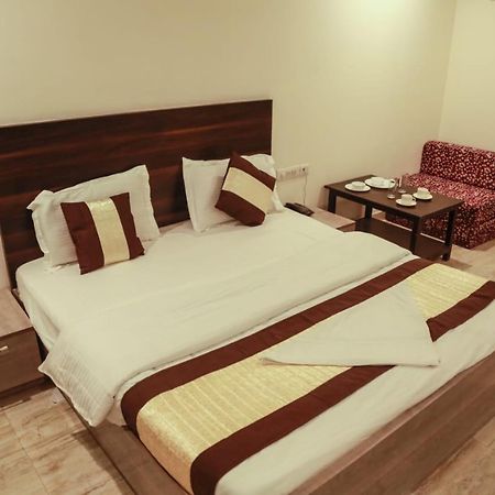 Basoya Farm 2Bhk Villla With Pool - 10 Min Away From Chattarpur 法里达巴德 外观 照片